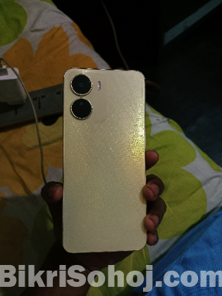 Vivo Y16